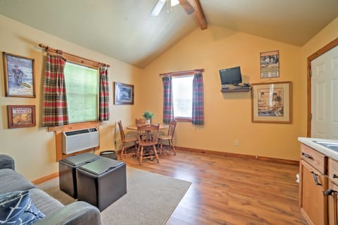 Rustic Cabin -Mins to Table Rock Lake & DT Branson Haus in Branson