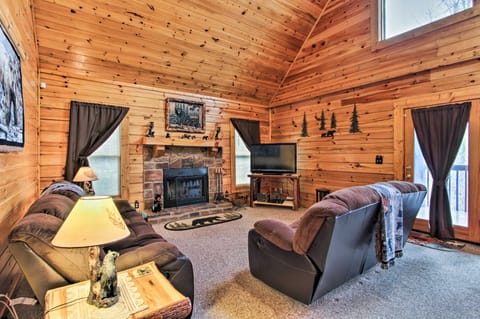 Rustic Sevierville Cabin w/ Covered Porch! House in Sevierville