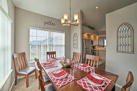 3 Mi to 76 Strip: Condo w/ Hot Tub Access! Apartment in Branson