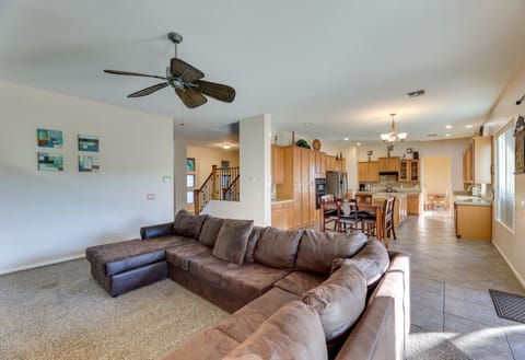 Chandler Oasis w/ Pool, Fire Pit, & Grill! House in Chandler