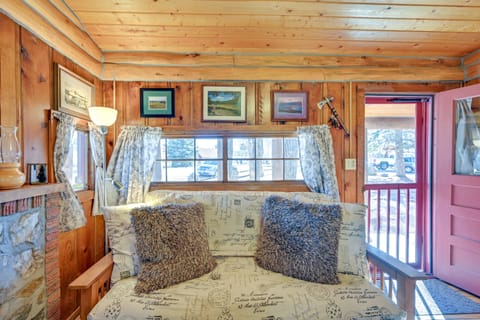 'Autumnsong Fireside' Cabin Near Dtwn Buena Vista! House in Buena Vista