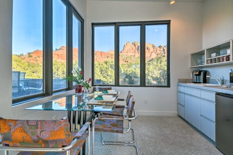 2-Acre Sedona Casita w/ Fireplace + Red Rock Views Apartment in Arizona