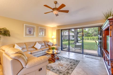 Home w/ Pool & Hilton Resort Beach Club Access! Haus in Palm Beach Gardens