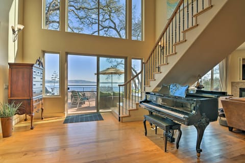 'Casa d'Amore': Extravagant Lakefront Villa! House in Granite Bay