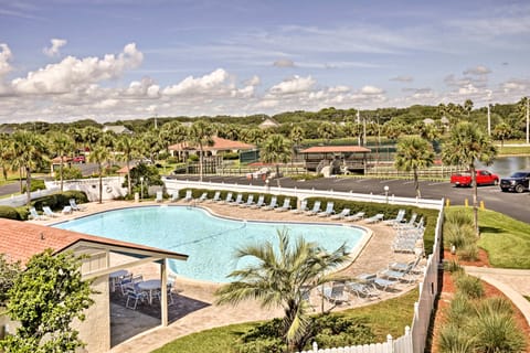 St Augustine Condo w/ Pool & Direct Beach Access! Condominio in Saint Augustine Beach