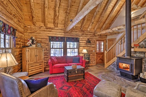 Cozy Updated Breckenridge Cabin w/ Hot Tub! House in Blue River