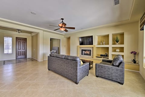 Spacious Palm Desert Home w/Pool & Jacuzzi by Golf House in Palm Desert