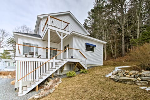 Boothbay Harbor Beach House by Park & Restaurants! House in Boothbay Harbor