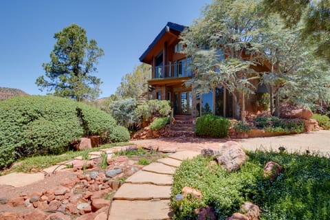 Unique Sedona Home w/ Mountain Views & Guest House House in Sedona