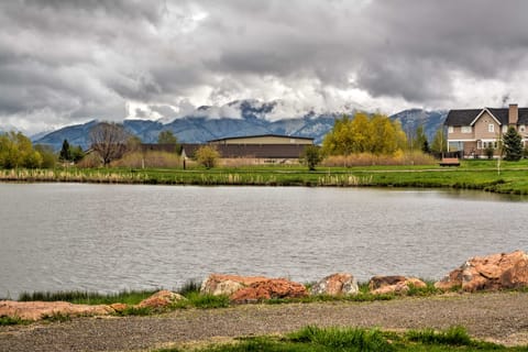 'Bozeman Getaway' w/ Mountain Views, Near Downtown Apartment in Bozeman