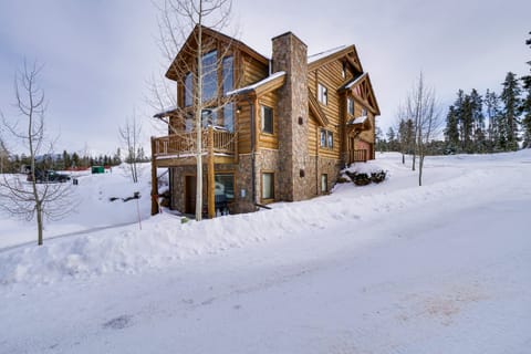 Colorado Lodge w/ Mtn Views - 3 Mi to Winter Park! Apartment in Fraser