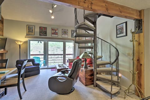 Mt Crested Butte 'Cajun Chalet' Condo: Walk to Ski Apartment in Colorado