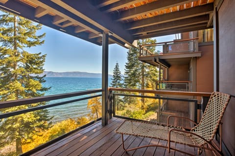 Lakefront Home w/ View: 11 Mi to Palisades Tahoe! Apartment in Dollar Point