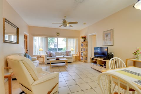 Ft Lauderdale Area Condo - Walk to Beach & Shops! Apartment in Lauderdale-by-the-Sea