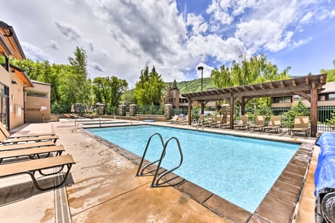 Park City Condo w/ Pool Access - Near Ski Slopes! Apartment in Park City