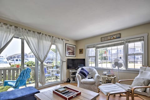 Coastal Provincetown Condo w/ Pool & Beach Access Apartment in Provincetown