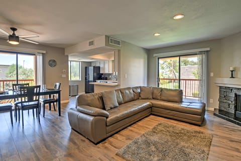 Scottsdale Condo w/ Pool & Spa, Near Talking Stick Apartment in Scottsdale