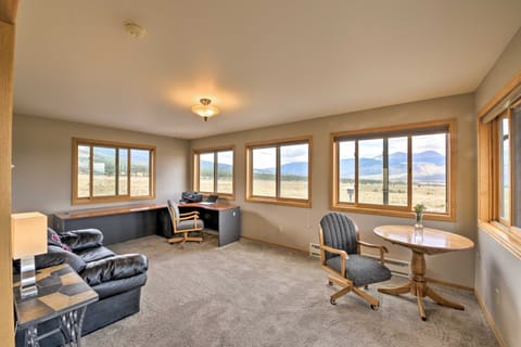 Buena Vista Home w/ Stunning Views on ~ 7 Acres! House in Park County