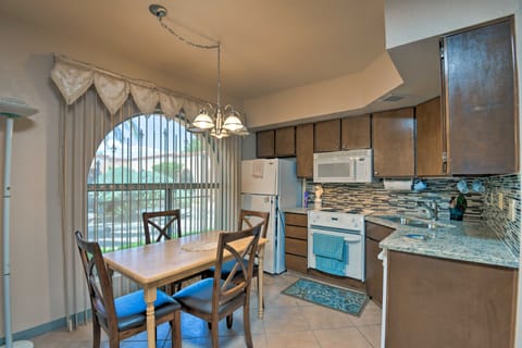 Green Valley Townhome w/ Resort Amenities! Condo in Green Valley