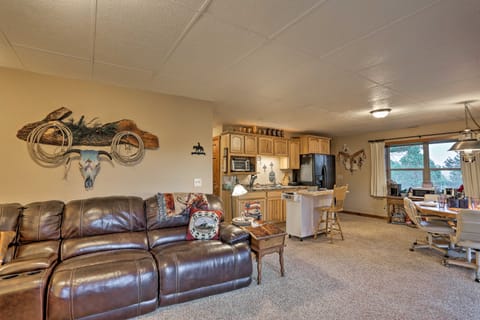 South Dakota Retreat Near Crazy Horse Memorial! Appartamento in East Custer