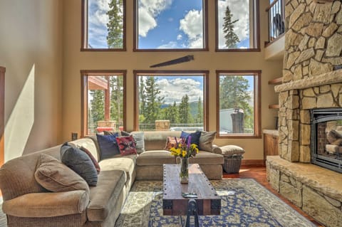 24-0085 Fairplay Home w/ Hot Tub & Mountain Views! House in Park County