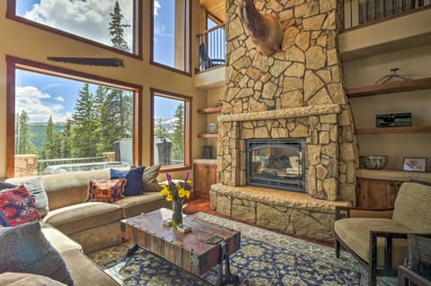 24-0085 Fairplay Home w/ Hot Tub & Mountain Views! House in Park County