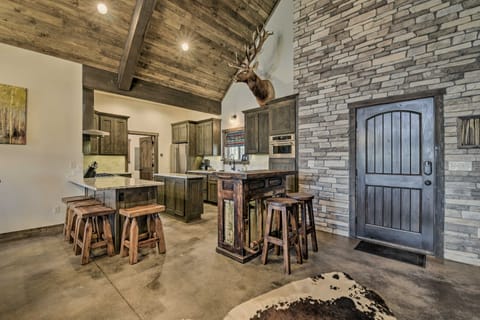 Custom Mountain Home: Views, Hot Tub & Fire Pit! House in Angel Fire