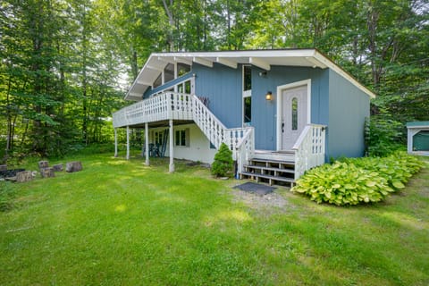 Winhall Home w/ Sauna < 1 Mi to Stratton Mountain! House in Winhall