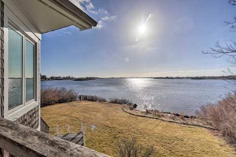 Kayaks, Deck & Pond Access: Rhode Island Retreat! House in Charleston