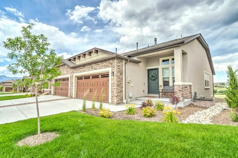 Colorado Springs Townhome w/ Game Room & Mtn Views Eigentumswohnung in Black Forest