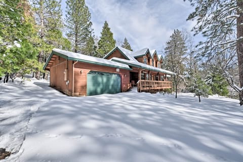 Peaceful Arnold Home w/ Hot Tub Near Bear Valley! Maison in Arnold
