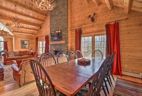 West Dover Cabin w/ Game Room, 4 Mi to Mt Snow! House in Dover