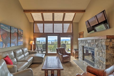 Expansive Bigfork Resort Retreat on Flathead Lake! Apartment in Bigfork