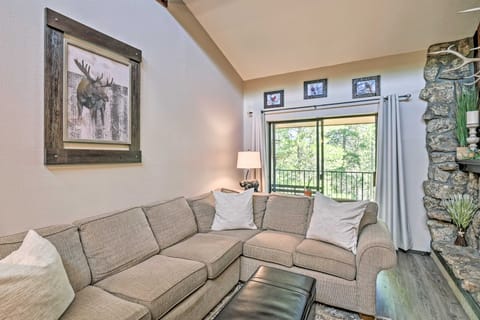 Condo w/ Pool + Hot Tub - Walk to DT Winter Park! Apartment in Fraser