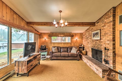 Flathead Lake Waterfront Cabin w/ Dock & Kayaks House in Flathead Lake