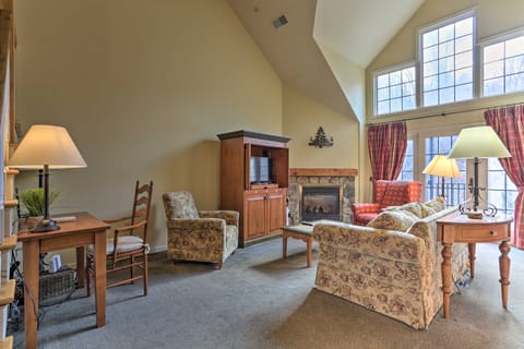 Mountain Creek Resort Home - Hot Tub & Pool Access Apartment in Vernon Township