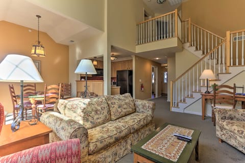 Mountain Creek Resort Home - Hot Tub & Pool Access Apartment in Vernon Township