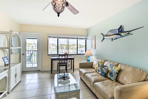 Waterfront Punta Gorda Condo w/ Pool & Marina Apartment in Burnt Store Marina