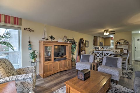 4 Mi to Lake: Unit w/ Pool Access in Fairfield Bay Apartment in Fairfield Bay