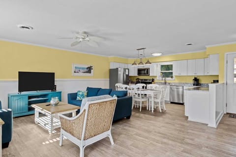 Colorful Emerald Isle Home: Just Steps to Beach! House in Emerald Isle