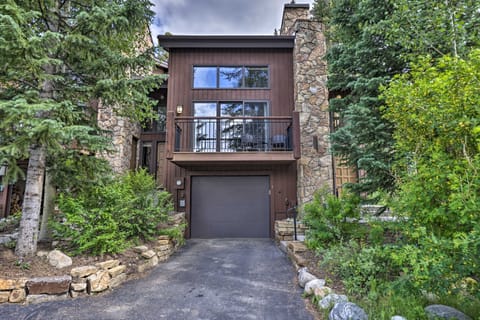 Walk to Lift: Townhome w/ Shuttle in Breckenridge! Apartment in Breckenridge