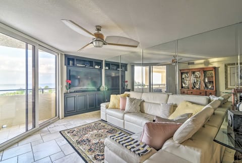 Gulf-View Hudson Condo in Waterfront Resort! Apartment in Hudson