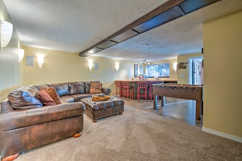 Roomy Salt Lake City Apt with Movie/Game Room Apartment in Holladay