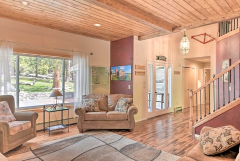 Casa Immaculata on Chalk Creek w/ Views! House in Park County