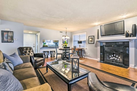 Sunset-View Resort Condo on Lake Hamilton! Apartment in Lake Hamilton