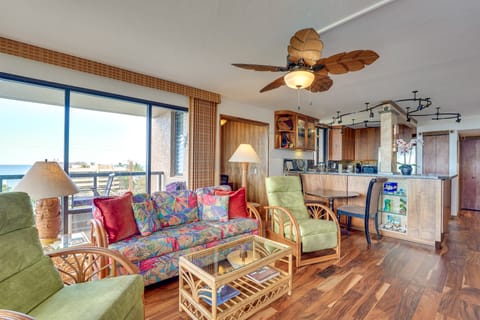 Penthouse Condo in Kona Pacific w/ Ocean Views! Apartment in Holualoa