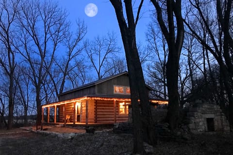Private Chase County Cabin on Middle Creek! House in Kansas