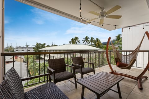 Hawaii Haven - Steps from Lush Local Beaches! Apartment in Holualoa
