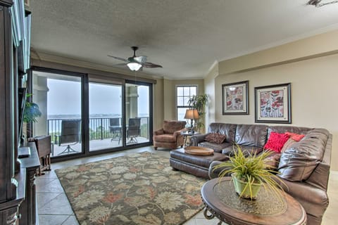 Ornate Resort Condo w/ Balcony, Pool, Water Views! Apartment in Perdido Key