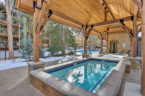 Breckenridge Condo w/ Spa Access: Walk to Ski Lift Apartment in Breckenridge